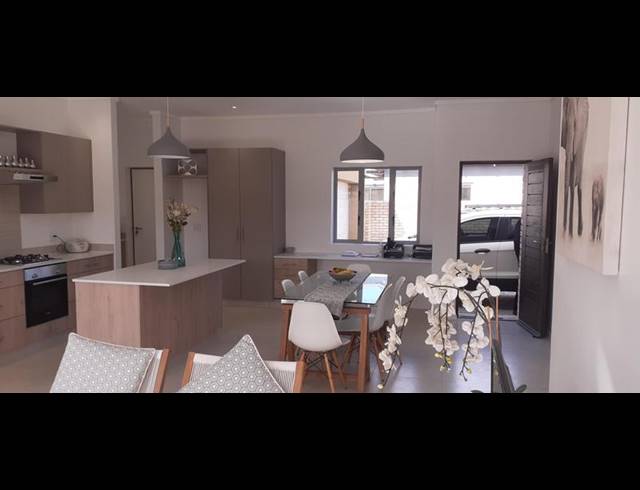 3 BEDROOM HOUSE FOR SALE IN HANSMOESKRAAL